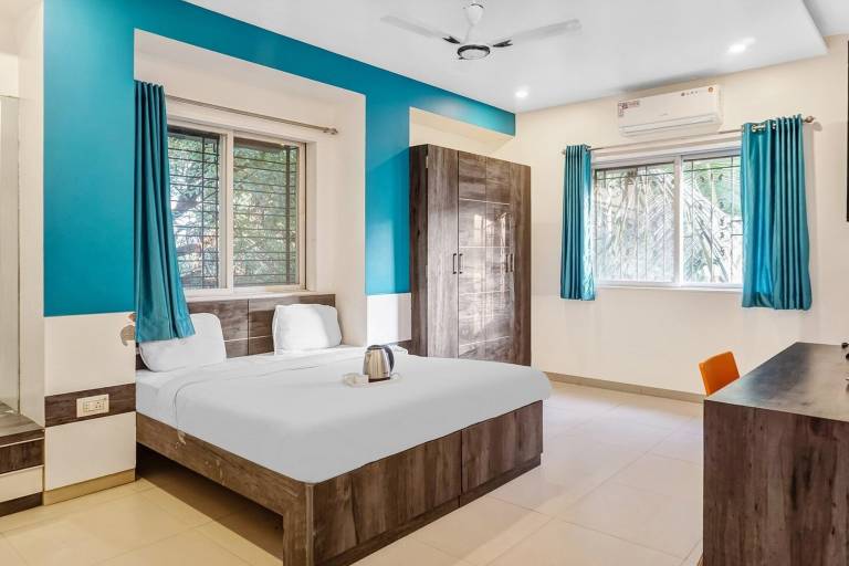 Super Townhouse The Upper Room Near Pune Airport