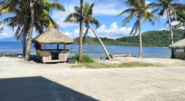 Jay Henry Transient Beach house, A Pagudpud, BLUE LAGOON BEACH in Pagudpud