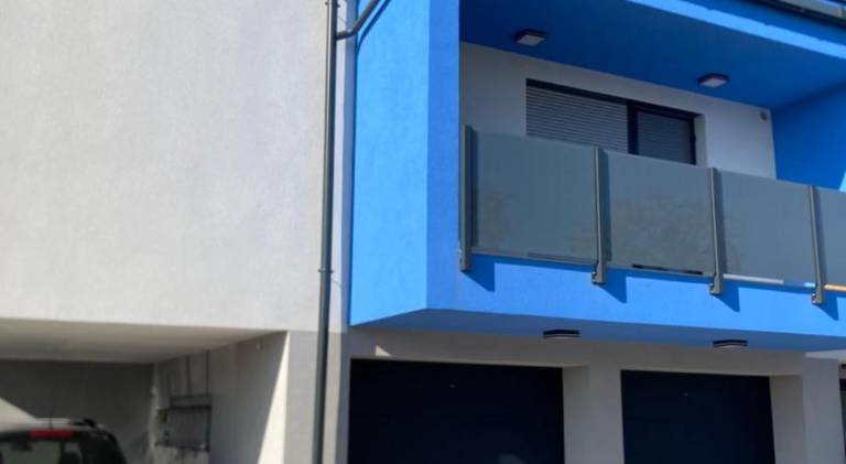 Fully equipped rental apartment with barbecue, terrace & yard | Suitable for remote work | Pets allowed — photo 2