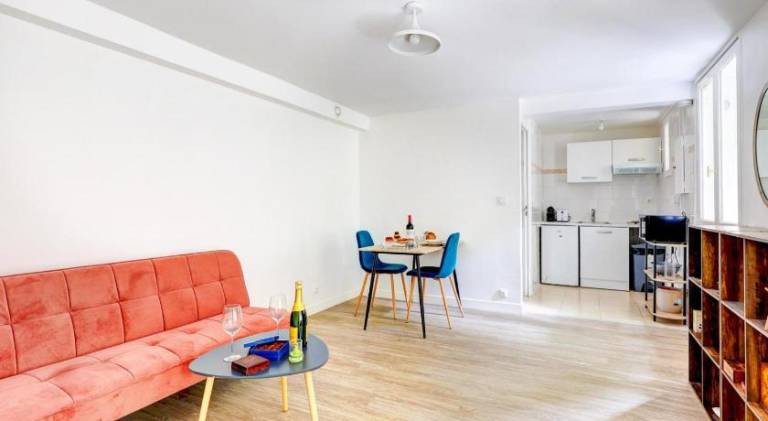 Apartment with patio in Ivry-sur-Seine