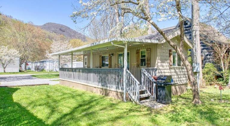 House | Pet-friendly in Maggie Valley, NC