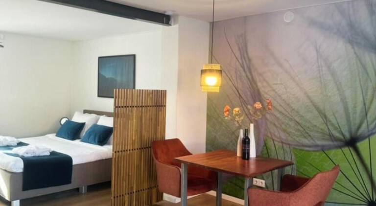 Holiday apartment with garden, patio & sauna — photo 2
