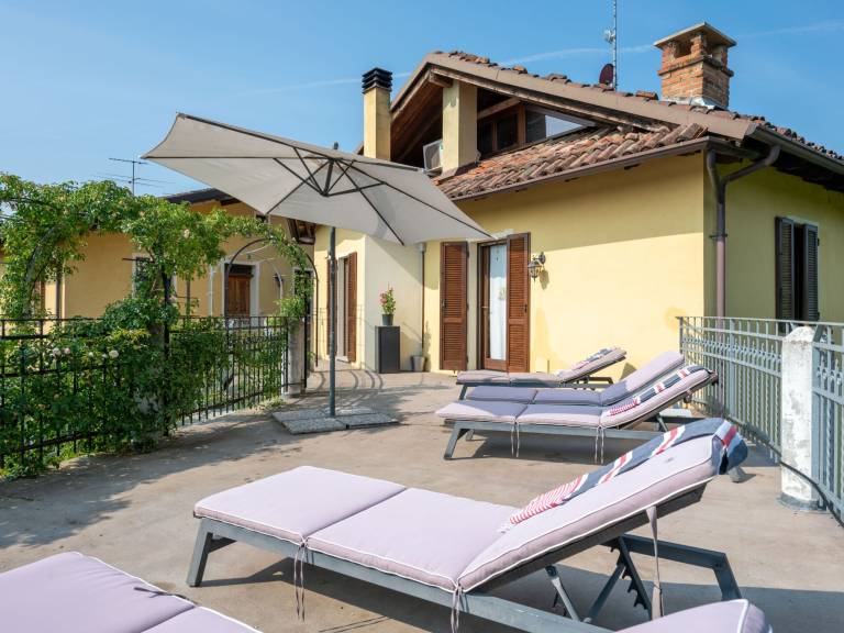 Ortondo B&B with 1 bedrooms and 1 bathrooms