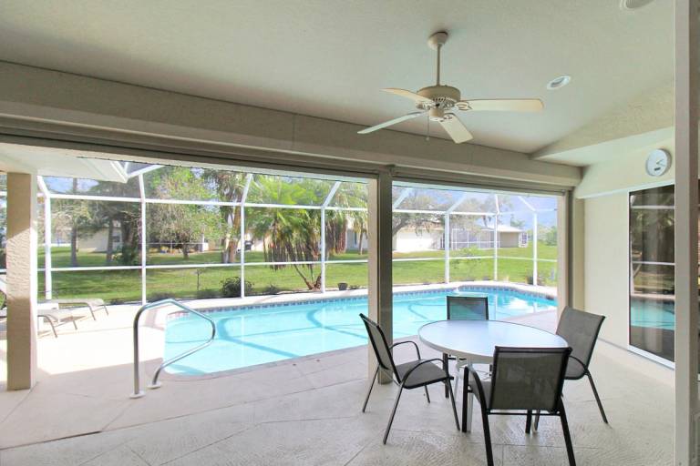 Stunning 3/2 pool home in the heart of Punta Gorda - Pelican Poolside — photo 3