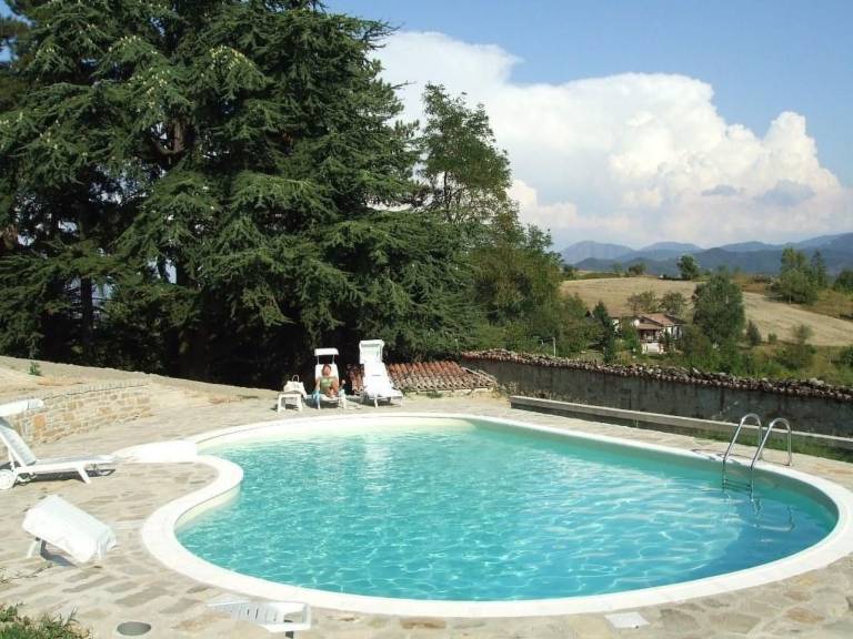 Apartment with barbecue & pool in Alessandria