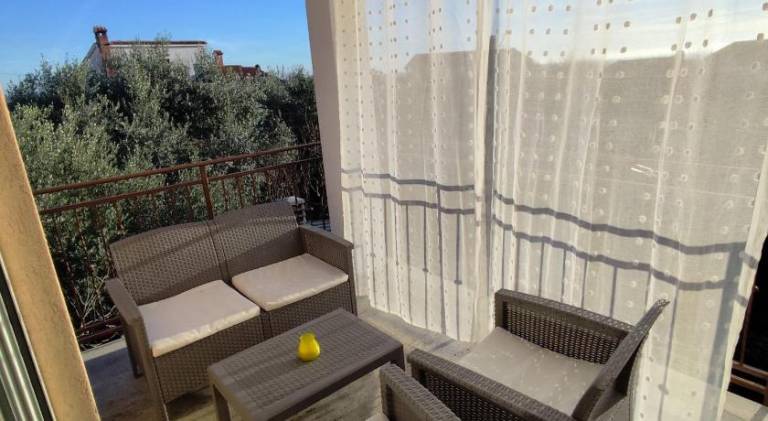 Holiday apartment with 2 rooms for 6 persons — photo 3