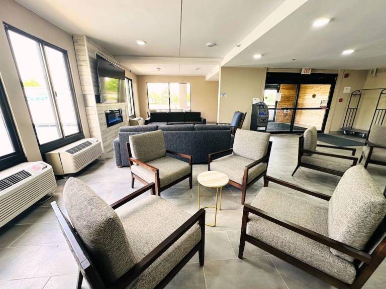 Country Inn & Suites by Radisson, Canton Near Hall of Fame — photo 3