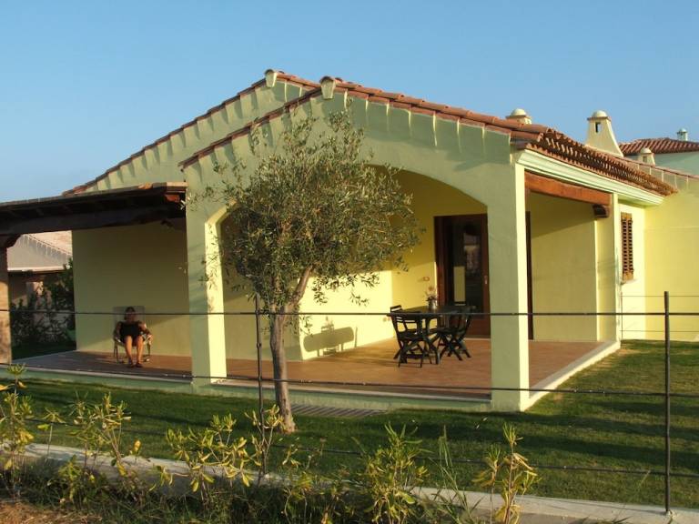 Villa  Tertenia