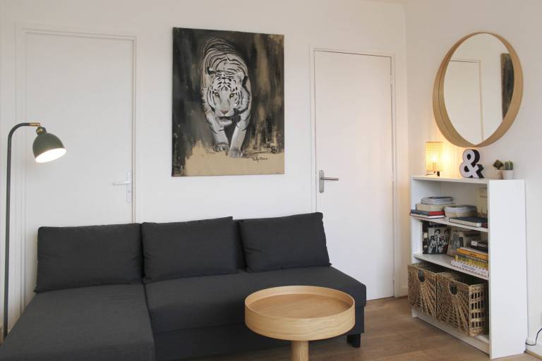 Bright apartment in Boulogne Billancourt