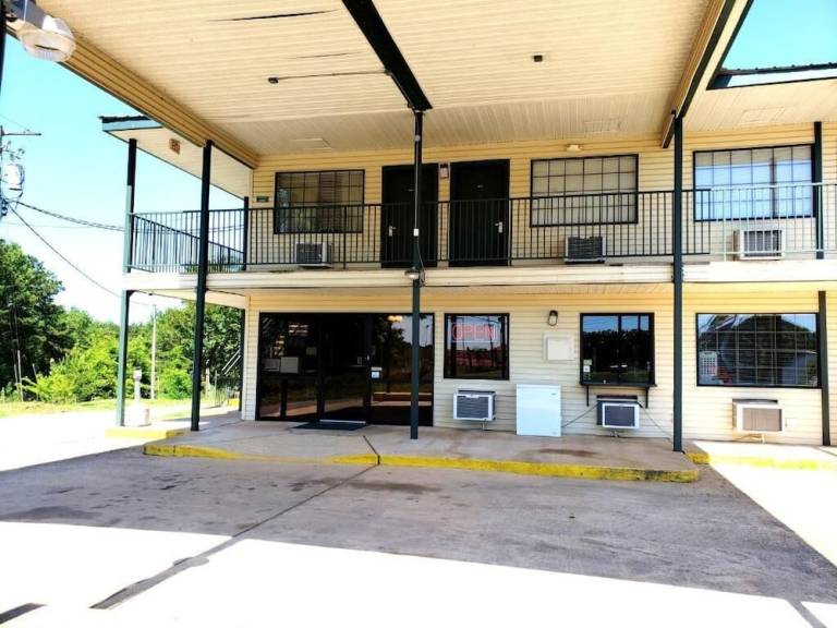 Motel Calhoun