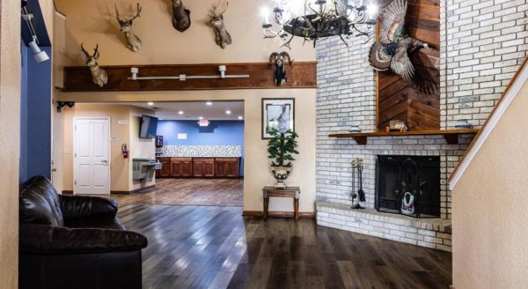 Boerne Inn and Suites — photo 3