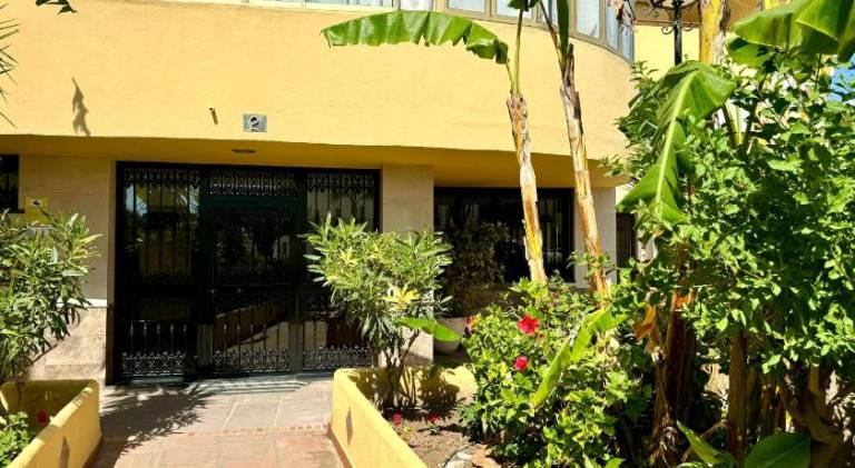Fully equipped rental apartment with garden, patio & pool | Next to the beach | Perfect for remote work | Pet-friendly — photo 5
