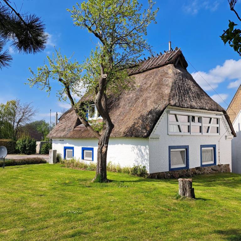 Winne-Hus - conservatory, 2 parking spaces, garden, Wi-Fi, 2 bathrooms in Rendsburg