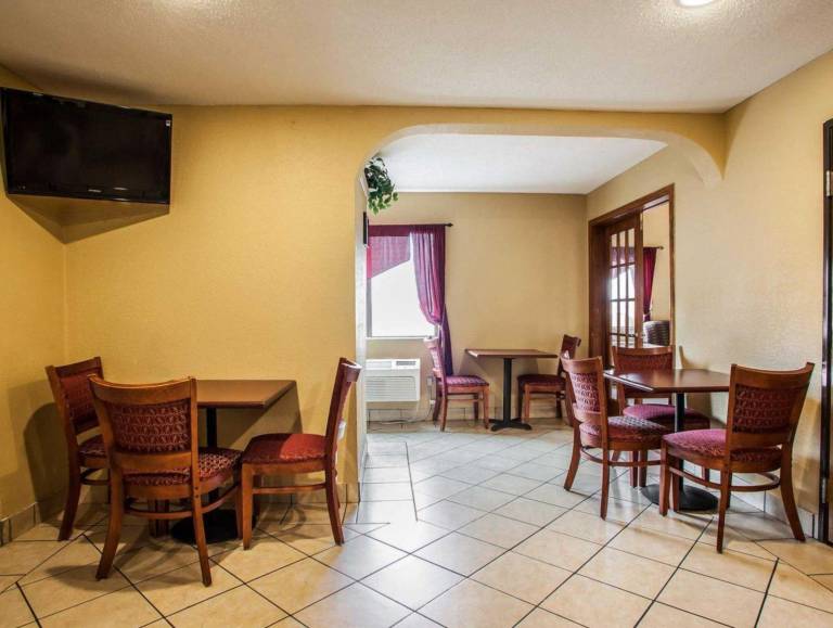 Quality Inn O'Fallon - St Louis — photo 5