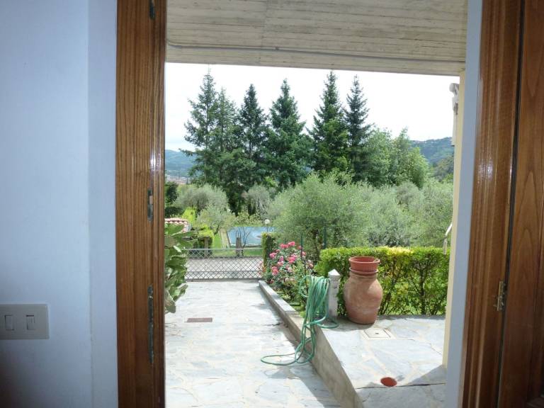 Fully equipped charming house with BBQ, private pool & garden | Pets are welcome — photo 5
