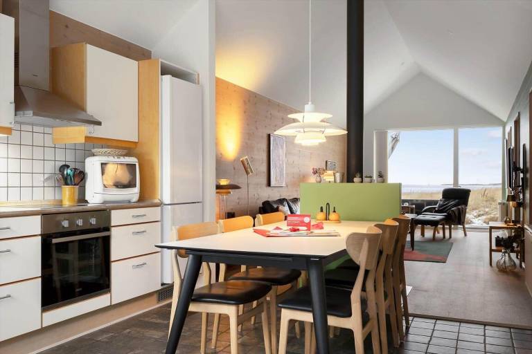 Fully equipped vacation home with hot tub, terrace & barbeque | Pet-friendly — photo 2