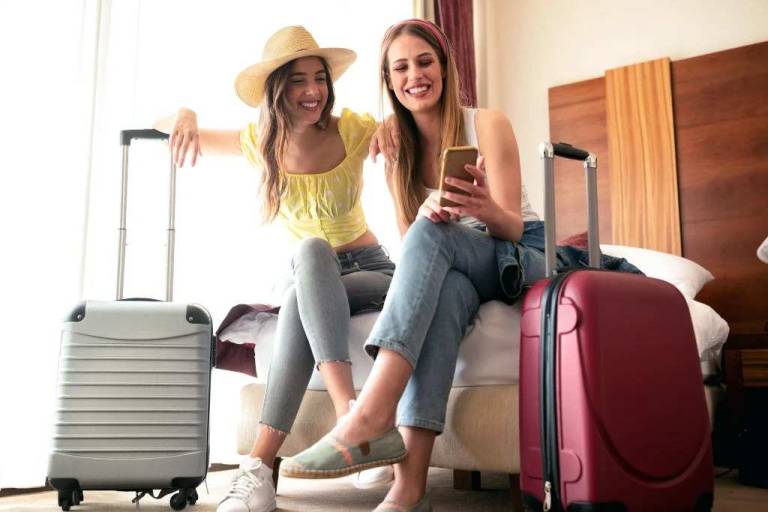 YYZ Nomads Women s Only Hostel