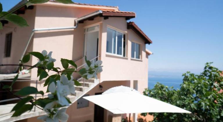 Rental apartment with 1 room for 3 persons in Opatija