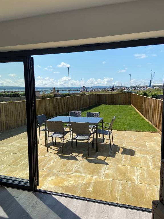 House Sandbanks