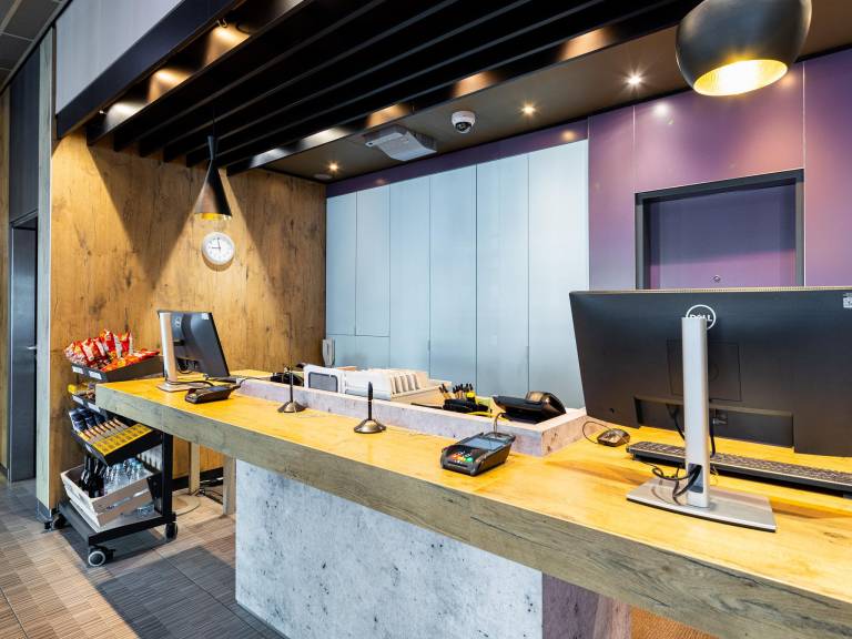 B&B Hotel Dusseldorf - Hbf — photo 5