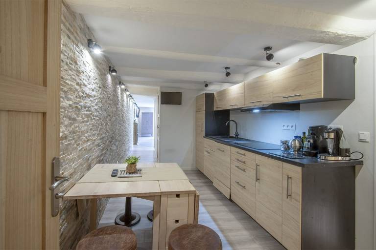 Apartment | Near Marseille Cathedral — photo 2
