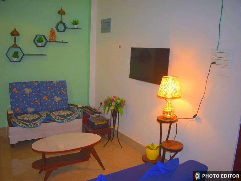 Spacious holiday apartment with yard | Suitable for remote work | Pets allowed in Guwahati