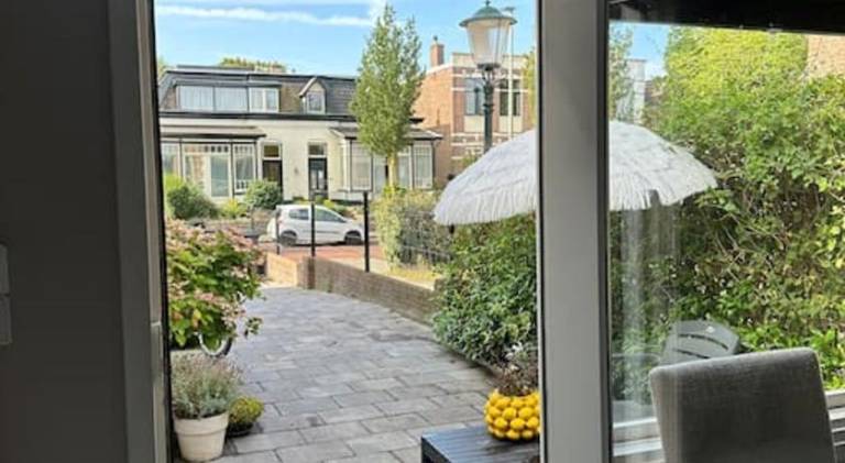 Beautiful apartment with yard & patio | Dogs allowed — photo 2