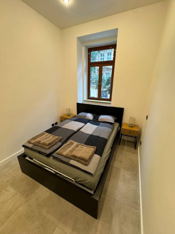 1 Bed Flat - Sleeps 2 - Pets - Smoking on terrace — photo 2