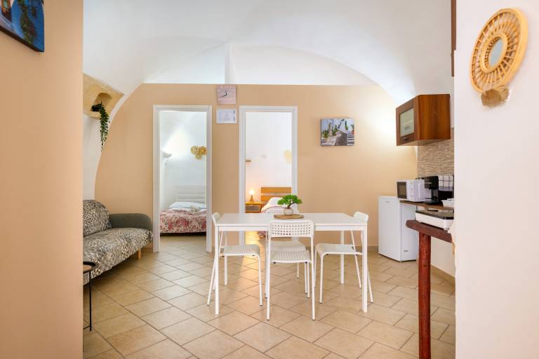 Rental apartment with 3 rooms for 6 persons — photo 2