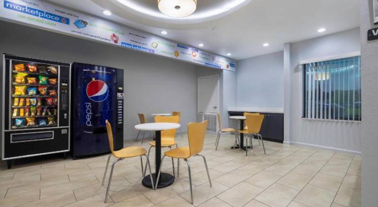 Studio 6 Suites Texas City, TX – I-45 South — photo 3