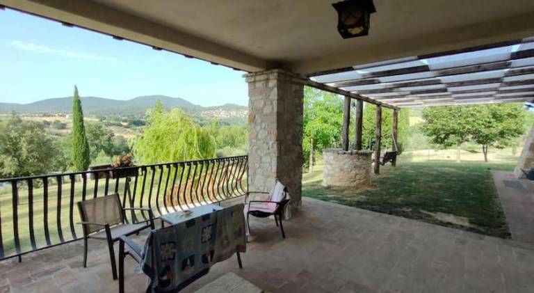 Villa with pool — photo 3
