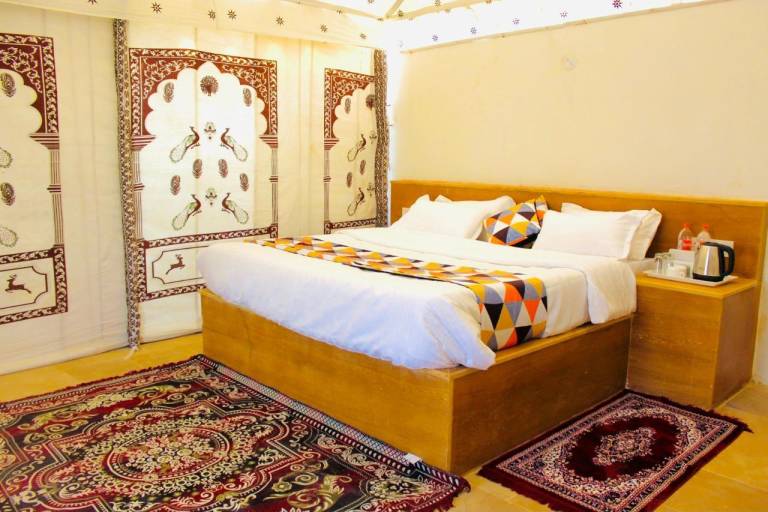 Jaisalmer Robin Desert safari camp in Jaisalmer