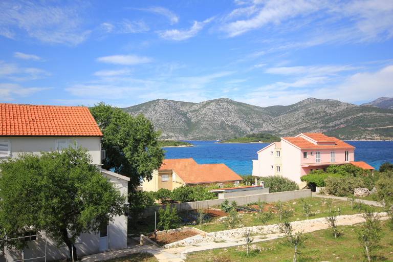Apartman  Račišće