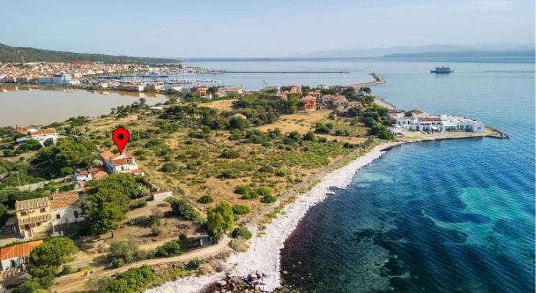 Vacation home with 2 rooms for 4 persons in Carloforte