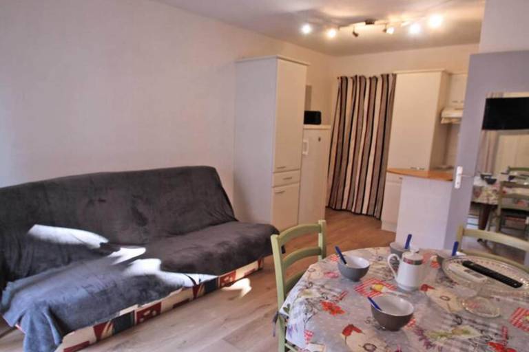 Rental apartment with terrace — photo 3