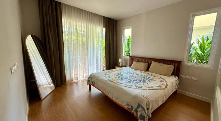 Luxury 112 m 2BR, Direct Pool Access, 1st Line, Klong Muang Beach — photo 2