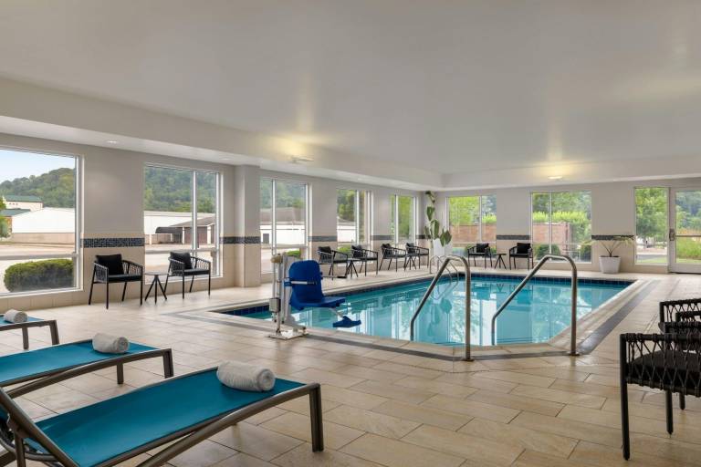 TownePlace Suites by Marriott Pittsburgh Harmarville — photo 2