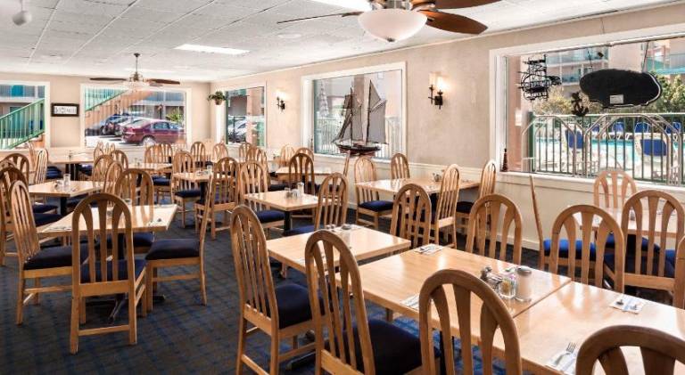 Days Inn by Wyndham Ocean City Oceanfront — photo 4