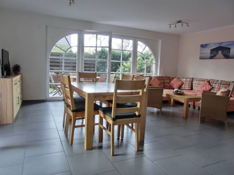 Ferienhaus für 6 Pers. mit Kamin und Terrasse — photo 2