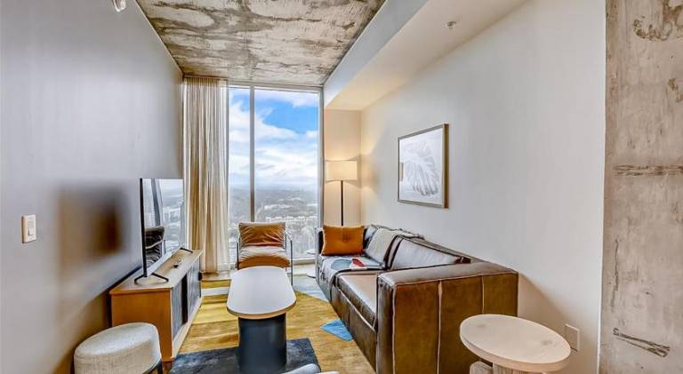 Nice rental apartment with pool | Dogs allowed in Austin, TX