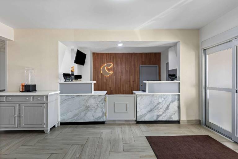 Comfort Inn & Suites Mason City - Clear Lake — photo 3