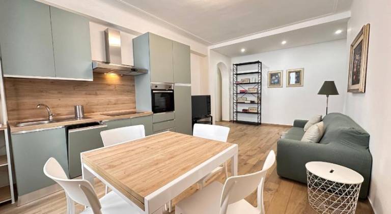 Rental apartment with 2 rooms for 4 persons in Sanremo