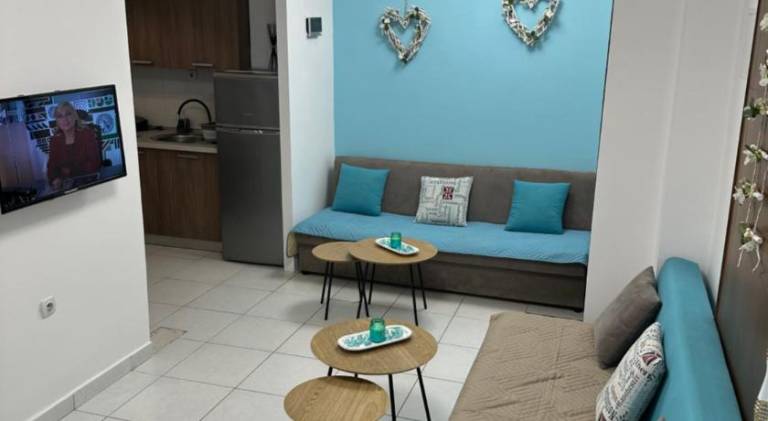 Apartment with yard, patio & barbecue in Thessaloniki
