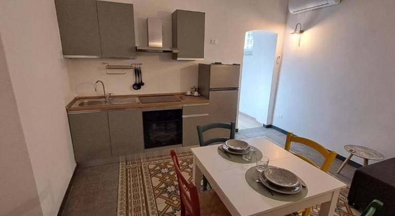 Apartment with garden — photo 3