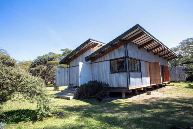 House Mirera
