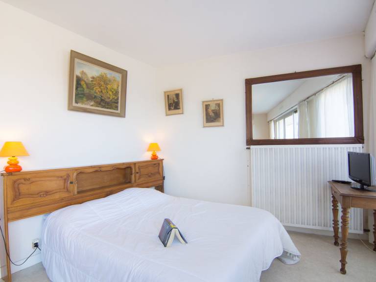 Rental apartment with terrace & yard | Sea view | Beach nearby | Dogs allowed — photo 4