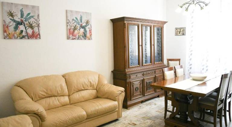 Holiday apartment with 2 rooms for 4 persons in Poggibonsi