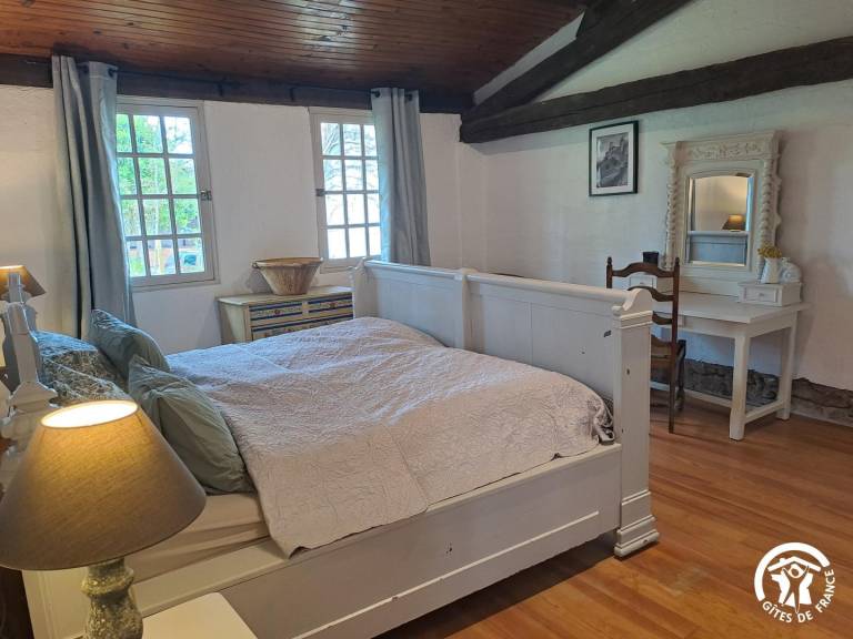 Fully equipped nice gite with terrace, heated pool & yard | Pets are welcome — photo 2