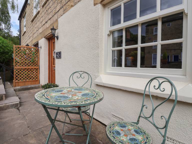 Cottage with garden — photo 4