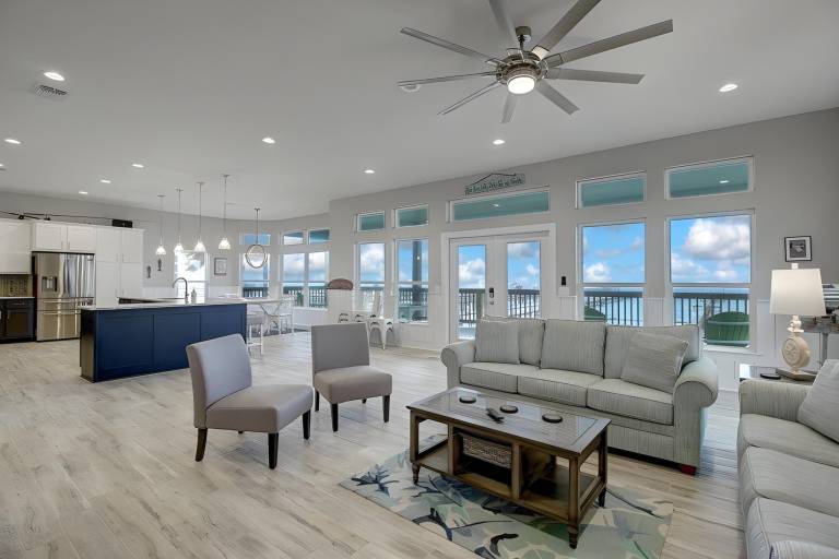 Vacation home with private pool, terrace & barbeque | Pets are welcome — photo 3